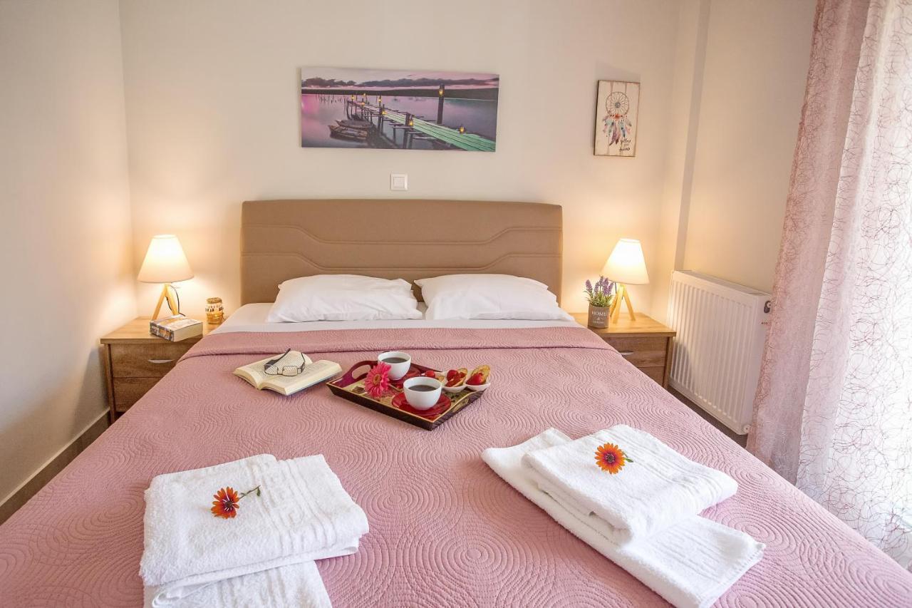 Sun & Sea Luxury Apartment Néa Péramos Esterno foto