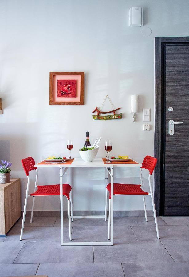 Sun & Sea Luxury Apartment Néa Péramos Esterno foto