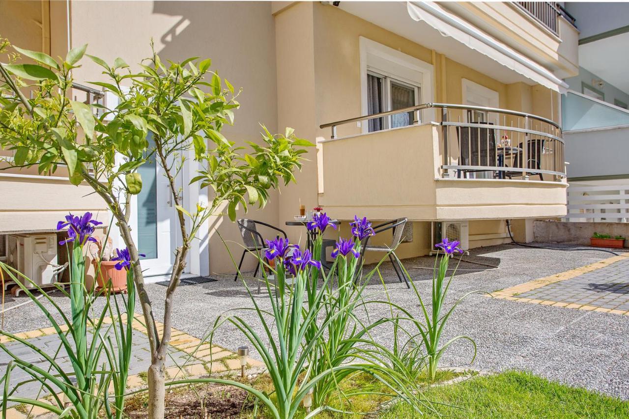 Sun & Sea Luxury Apartment Néa Péramos Esterno foto