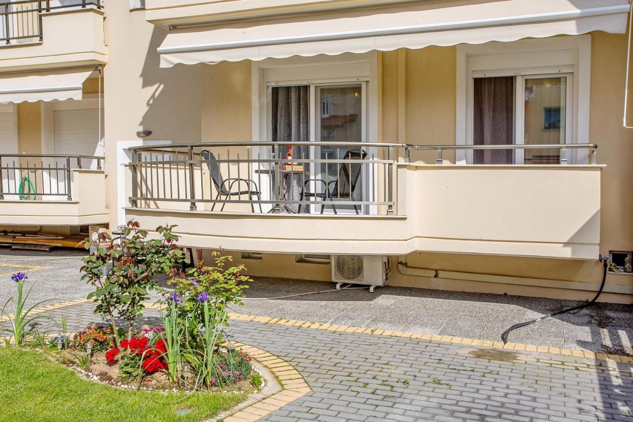 Sun & Sea Luxury Apartment Néa Péramos Esterno foto